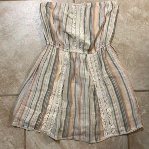 O’Neill Size Small Strapless dress